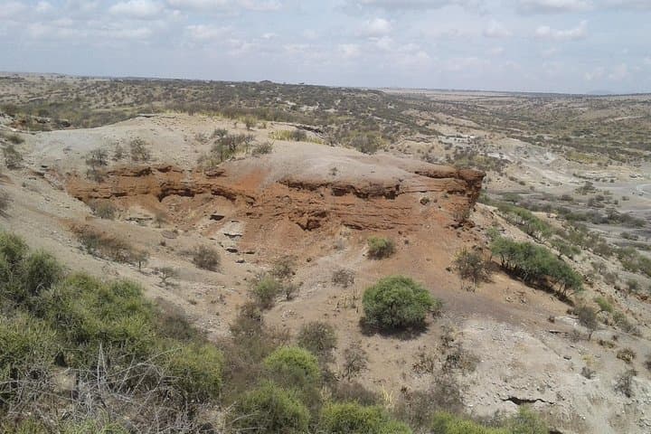 Full-Day Olduvai Gorge & Shifting Sand Tour from Arusha photo 3