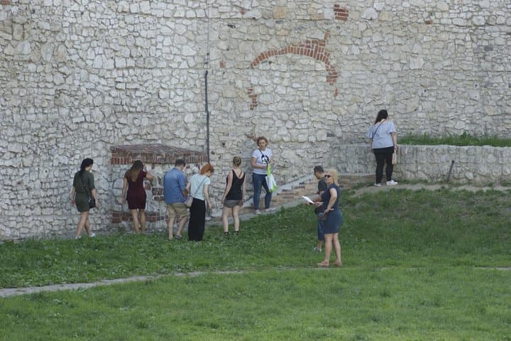 Kraków City Game: Solve the 'Elegant Murderer' Mystery in Old Town & Kazimierz photo 2