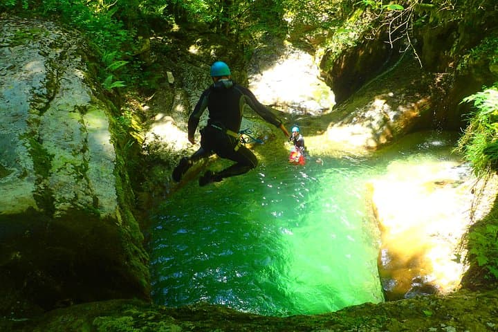 Canyoning Canyon des Ecouges: Abseils, Slides & Jumps in the Vercors photo 6