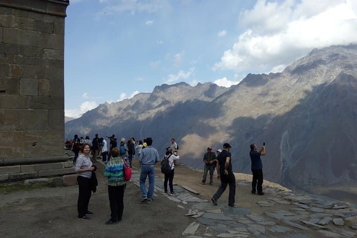 Gudauri and Kazbegi Day Tour — Gergeti Trinity, Ananuri & Jvari Views photo 2