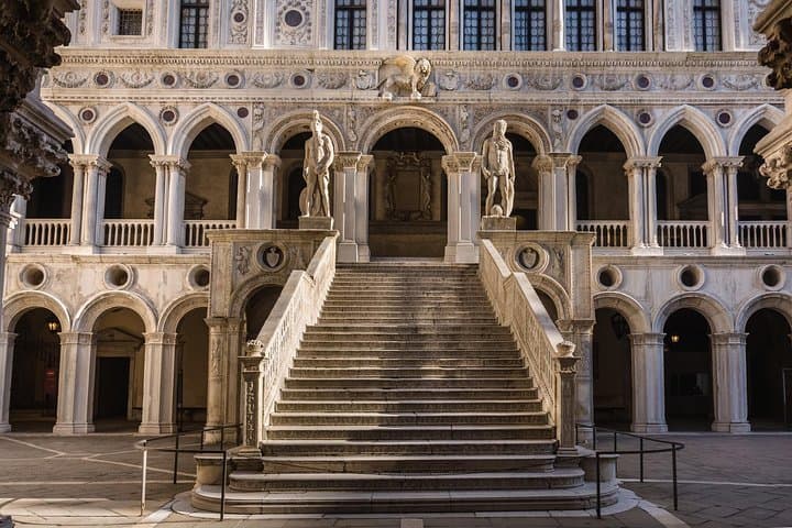 Heart of Venice: Doge's Palace, St. Mark’s Basilica & Gondola Experience photo 4
