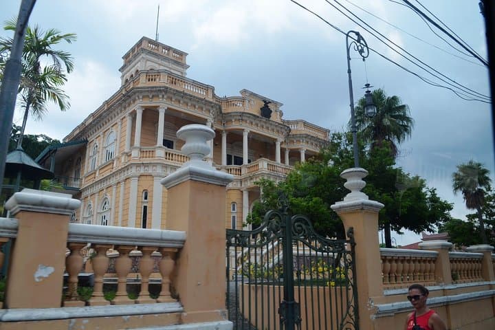 Manaus City Tour: Teatro Amazonas, Markets & Praça da Matriz — A 4‑Hour Cultural Walk photo 4