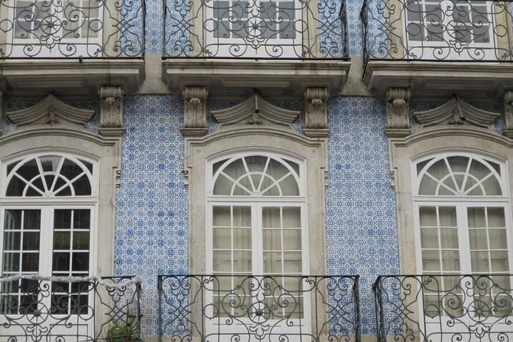Full-Day Porto Walking Tour with Lunch, Douro Boat Ride & Port Wine Tasting photo 3