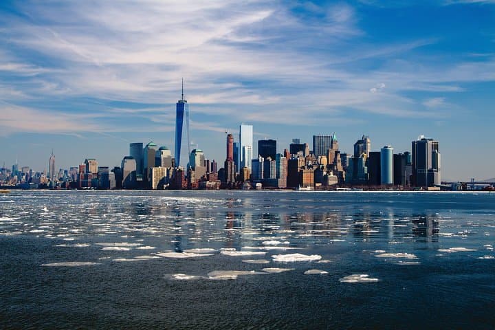 Morning Panoramic Skyline Tour from New Jersey: Liberty Views, Hoboken Pastries & Empty Sky Memorial