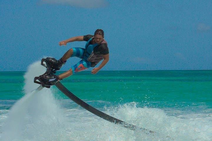 Flyboarding in Aruba: 30-Minute Caribbean Flight Off Palm Beach photo 5
