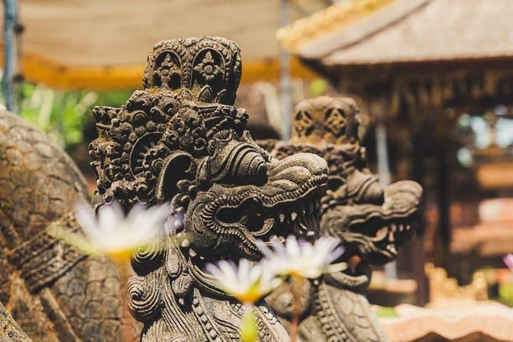 Uluwatu Temple Sunset Tour: Cliffside Views, Kecak Dance & Monkeys photo 5