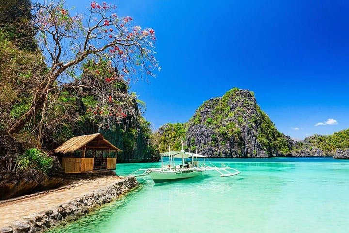 Coron Island Hopping: Kayangan Lake, Twin Peaks & Coral Garden Private Tour