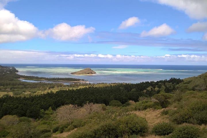 Hiking Le Morne Brabant: Summit the UNESCO World Heritage Cliff in Mauritius photo 5