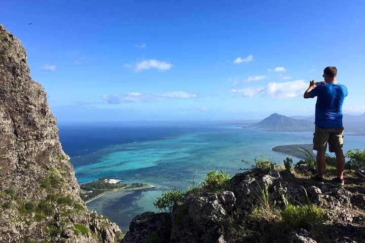 Le Morne Brabant Guided Hike: Summit Mauritius' UNESCO Peak with Transfer