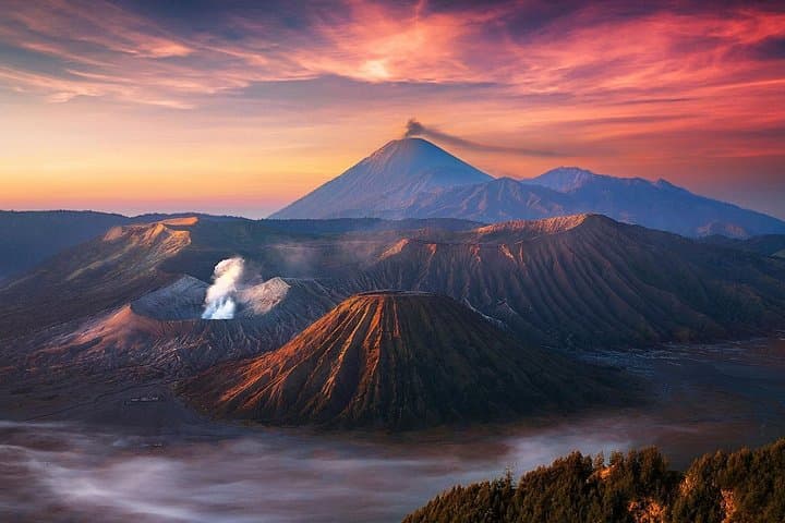 Mount Bromo Sunrise and Madakaripura Waterfall: One-Day Tour from Surabaya photo 1