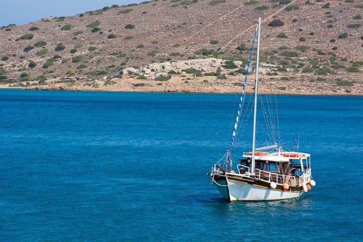 Spinalonga & Agios Nikolaos Day Trip from Heraklion — Boat, Baths & Venetian Fort photo 6
