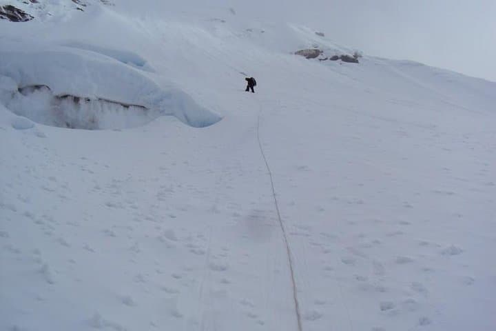 Island Peak Climbing Adventures: 3-Week Khumbu Expedition Guide photo 3