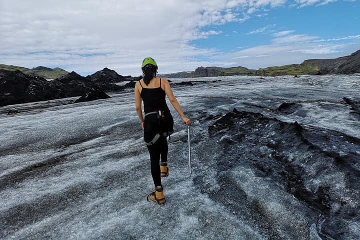 Hike Sólheimajökull Glacier: 3-Hour Guided Ice Walk from Vík photo 3