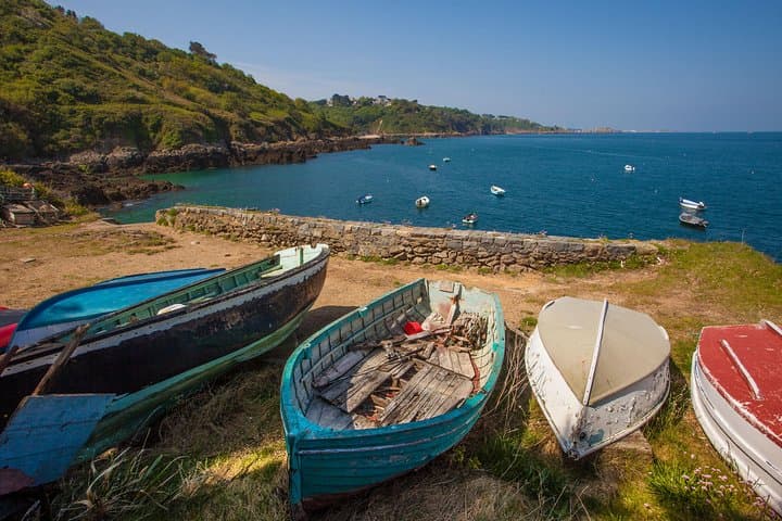 Guernsey Coastal Small-Group Tour: St. Peter Port to Pleinmont Headland in 3 Hours photo 3