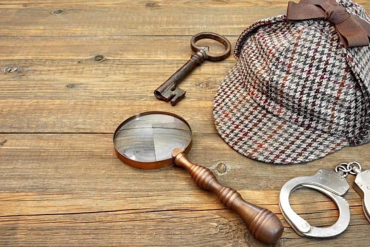 Sherlock Holmes Walking Tour — Piccadilly Circus to Somerset House