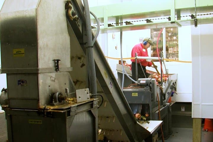 Inside Fly Creek Cider Mill: Private Owner-Led Tour & Tasting in Cooperstown photo 4