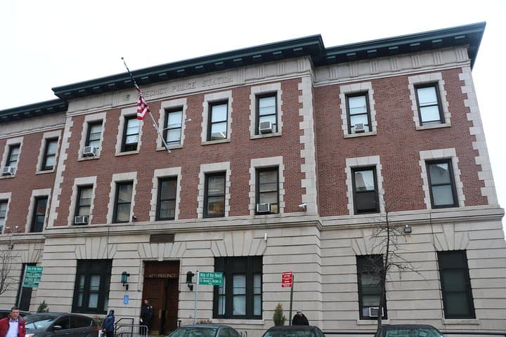 New York Contrasts: Brooklyn, The Bronx, Queens & Manhattan Highlights photo 3