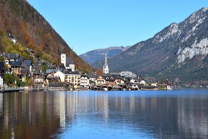 Hallstatt and Eagle's Nest Private Day Tour from Salzburg photo 5