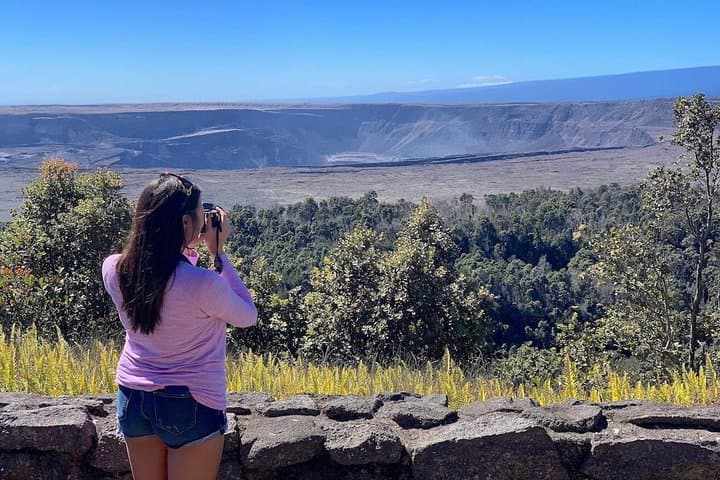 Big Island in a Day: Volcanoes, Black Sand Beaches & Waterfalls from Kona photo 4