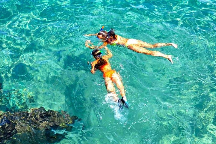 Explore Nha Trang's Pristine Seas: Snorkeling Adventure Awaits photo 2
