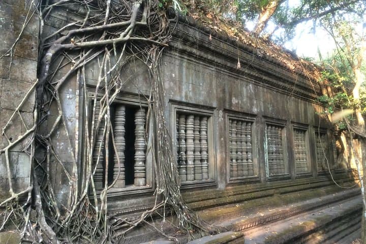 Siem Reap Day Adventure: Kampong Khleang Floating Village & Beng Mealea Jungle Temple photo 6