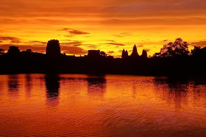 Sunrise at Angkor Wat: Full-Day Tour to Ta Prohm, Bayon & Beng Mealea photo 2