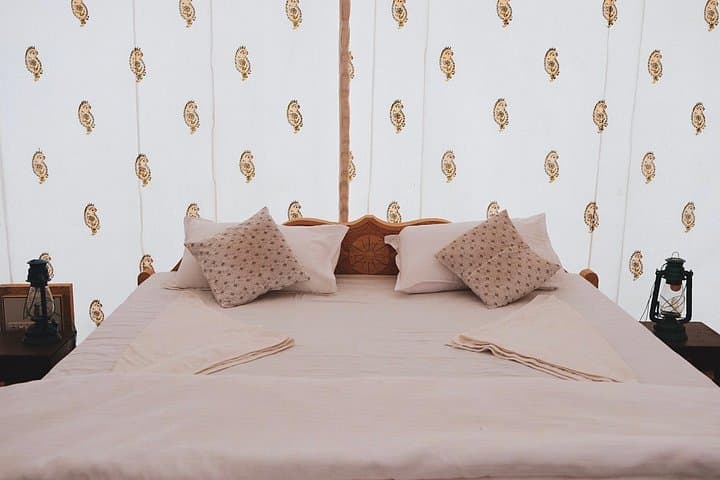 Luxury Overnight Camping in Jaisalmer: Swiss-Tent Desert Safari & Camel Sunset