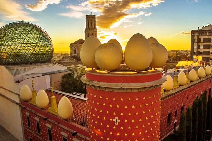 Day Trip to Girona & Dalí Museum from Barcelona — Girona Old Town, Figueres & Dalí Theatre-Museum photo 4