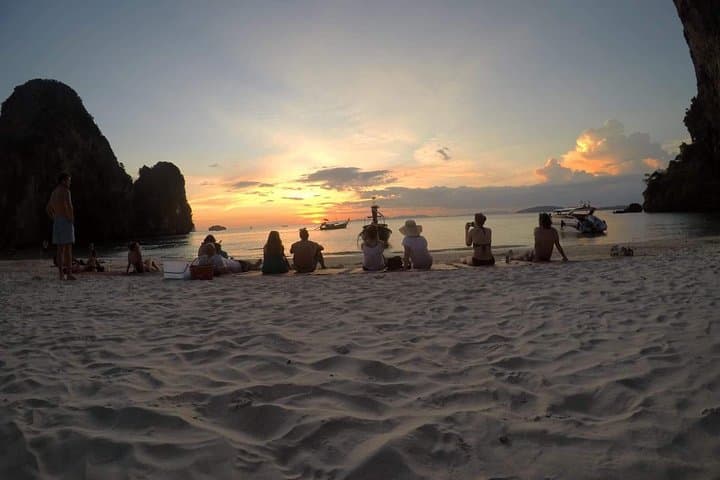 Private Phi Phi & 4 Islands Sunset Speedboat Cruise from Krabi photo 6