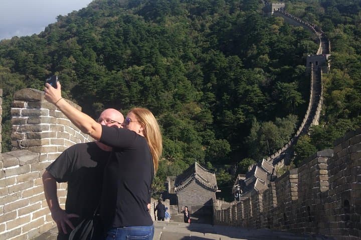 Three-Section Great Wall Day Hike: Mutianyu, Huanghuacheng & Xiangshuihu photo 4