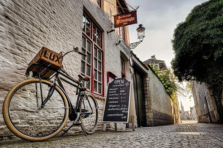 Hidden Brugge Photo Tour: 2-Hour Evening City Photo Workshop photo 5