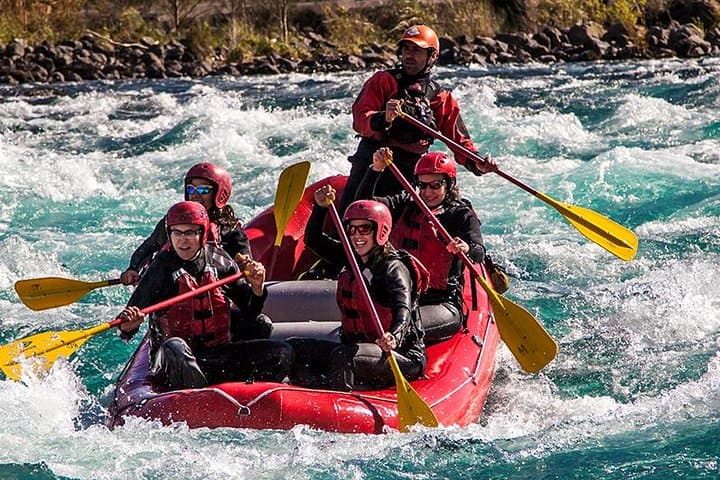 Rafting Río Petrohué: Whitewater Adventure from Puerto Varas photo 2