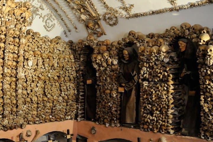 Rome Underground Adventure for Kids: Capuchin Crypt, Vicus Caprarius & Domitian Stadium photo 3