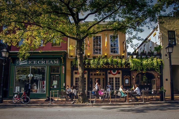 Old Town Alexandria Southern Comfort Food & History Walking Tour photo 2