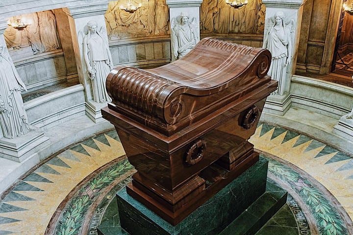 Invalides Dome & Napoleon: Skip-the-Line Semi-Private Tour in Paris photo 2