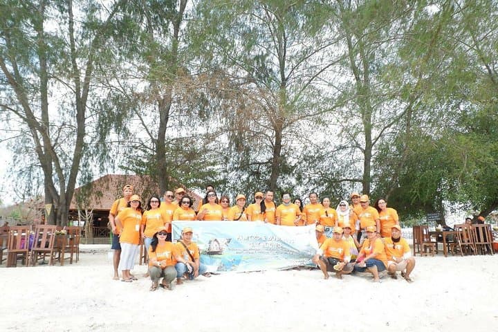 Gili Nanggu, Kedis & Sudak Island Hopping: Snorkel Sekotong's Coral Gardens photo 3