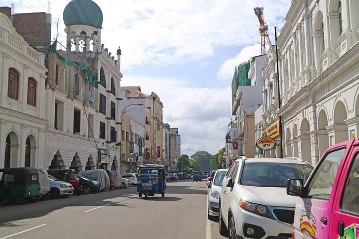 Colombo Port Shore Excursion: Kelaniya Temple & Colombo City Highlights (4–5 hrs) photo 3