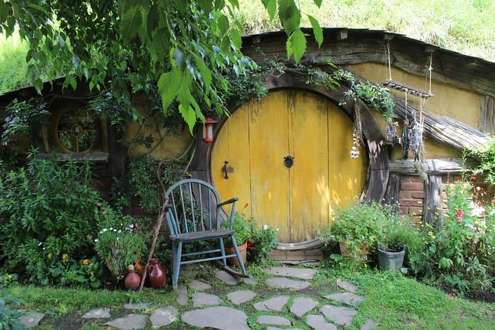 Luxury Day Tour: Hobbiton and Rotorua from Auckland photo 5