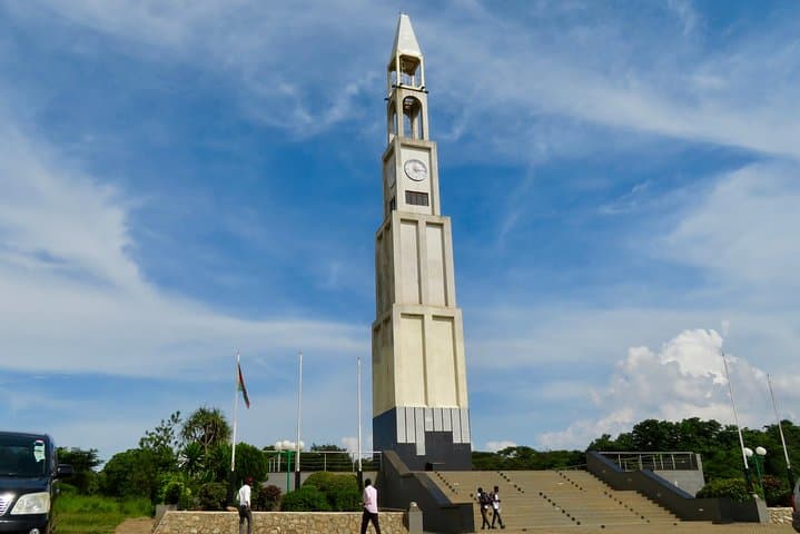 Full-Day Lilongwe City Tour: Markets, Memorials & Wildlife Centre