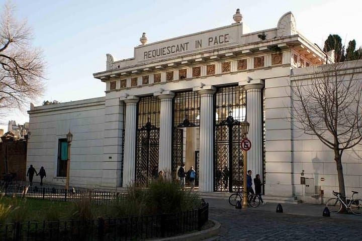 Buenos Aires 5-Hour Small-Group City Tour with Optional Street Food photo 3