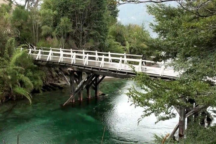 Seven Lakes Route Day Trip from Bariloche to San Martín de los Andes photo 2