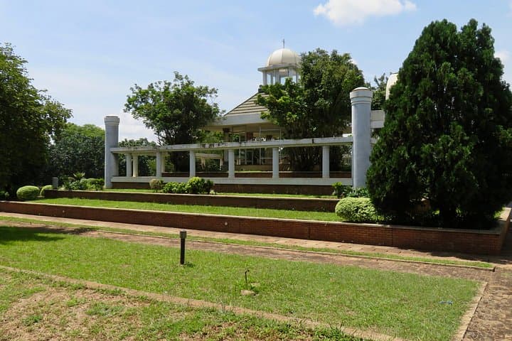 6-Day Private Malawi Adventure: Lilongwe, Mzuzu Coffee & Lake Malawi photo 2