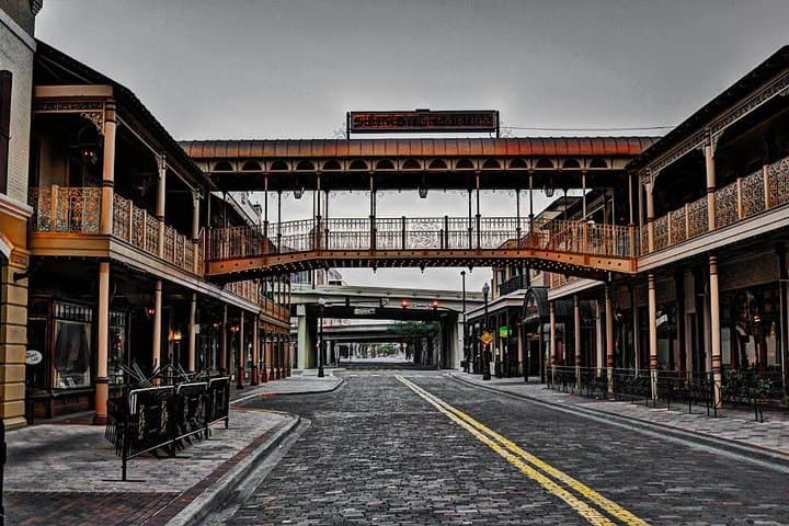 Downtown Orlando 2-Hour Interactive Ghost Walking Tour photo 2