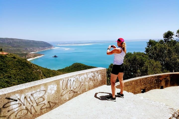 Lisbon Surf and Wine: Costa da Caparica Surf Session & Setúbal Wine Tasting photo 5