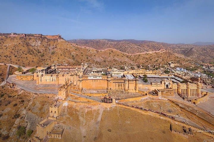 Private Jaipur Sightseeing: Amber Fort, Jal Mahal & City Palace in a Day photo 5