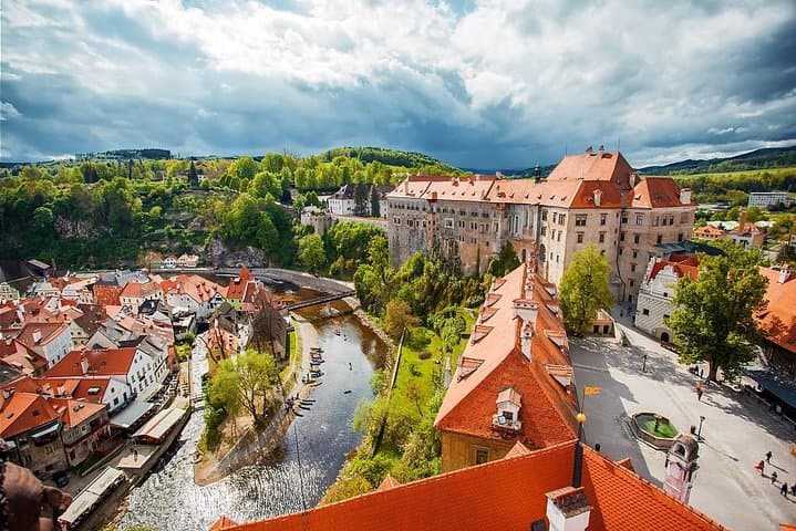 Private Day Trip to Cesky Krumlov from Prague — Medieval Castle & Historic Center photo 5