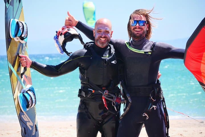 Private kiteboarding lessons on Los Lances beach, Tarifa — 1-on-1 kitesurfing coaching
