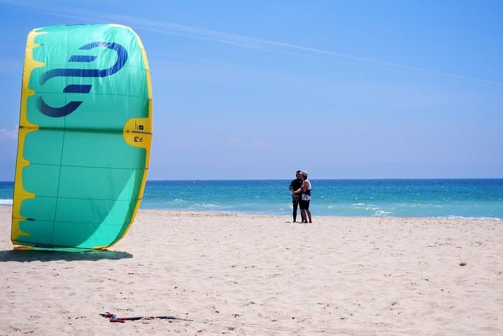 Private kiteboarding lessons on Los Lances beach, Tarifa — 1-on-1 kitesurfing coaching photo 6