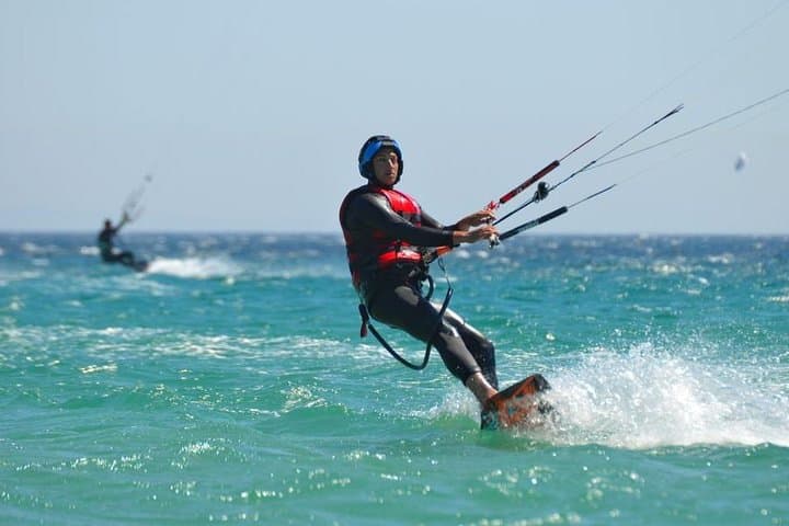 Private kiteboarding lessons on Los Lances beach, Tarifa — 1-on-1 kitesurfing coaching photo 5