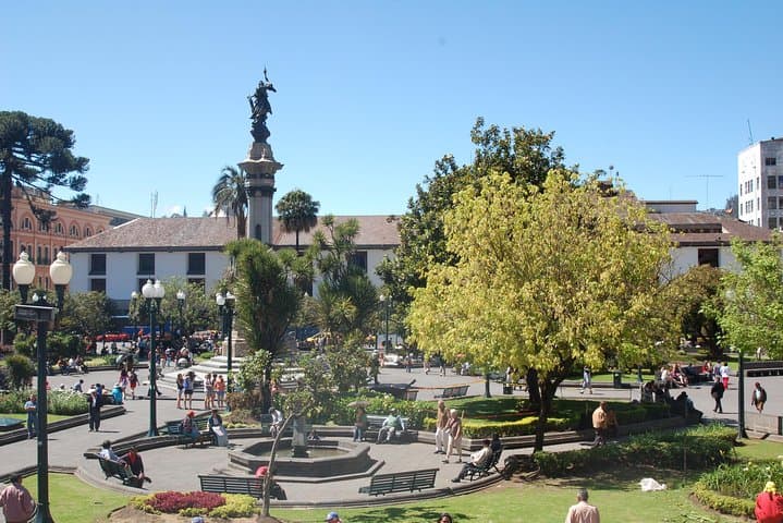 Private Quito City Tour: Old Town, Basilicas & Panecillo Views (Half-Day) photo 2